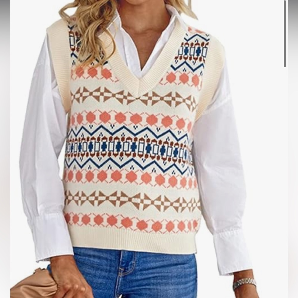 Vintage Sleveless knit sweater!